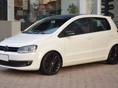 VOLKSWAGEN FOX 1.6 PLUS 8V 2012/2013 OFERTA CARRO | OFERTA BAIXOS SALVADOR DO SUL / Carros no Vale