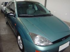 FORD FOCUS 1.8 2001/2001 OFERTA CARRO | OFERTA BAIXOS SALVADOR DO SUL / Carros no Vale