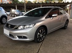 HONDA CIVIC 2.0 LXR 16V 2015/2016 OFERTA CARRO | OFERTA BAIXOS SALVADOR DO SUL / Carros no Vale