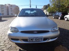 FORD ESCORT 1.8 GL 16V 1998/1998 COMPLETO VEÍCULOS GUAPORÉ / Carros no Vale