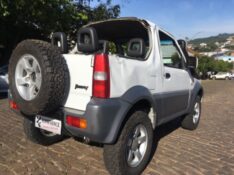 SUZUKI JIMNY 4ALL 4X4 1.3 16V 2010/2011 COMPLETO VEÍCULOS GUAPORÉ / Carros no Vale