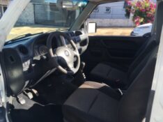 SUZUKI JIMNY 4ALL 4X4 1.3 16V 2010/2011 COMPLETO VEÍCULOS GUAPORÉ / Carros no Vale