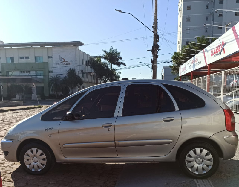 CITROEN XSARA PICASSO 2.0 I EXCLUSIVE 16V 2011/2011 CLASSE A MULTIMARCAS VENÂNCIO AIRES / Carros no Vale