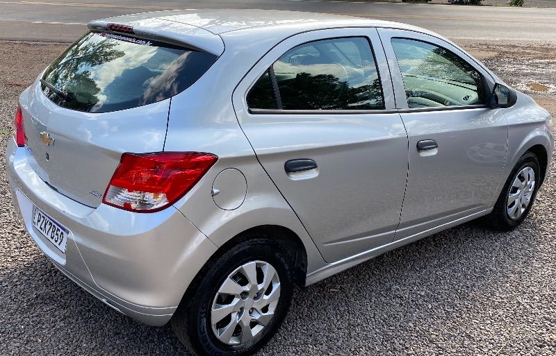 Chevrolet ONIX JOY 1.0 2018 CENTRO AUTOMÓVEIS TEUTÔNIA / Carros no Vale