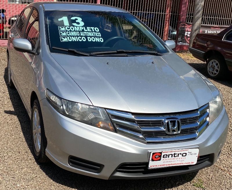 Honda CITY LX 2013 CENTRO AUTOMÓVEIS TEUTÔNIA / Carros no Vale