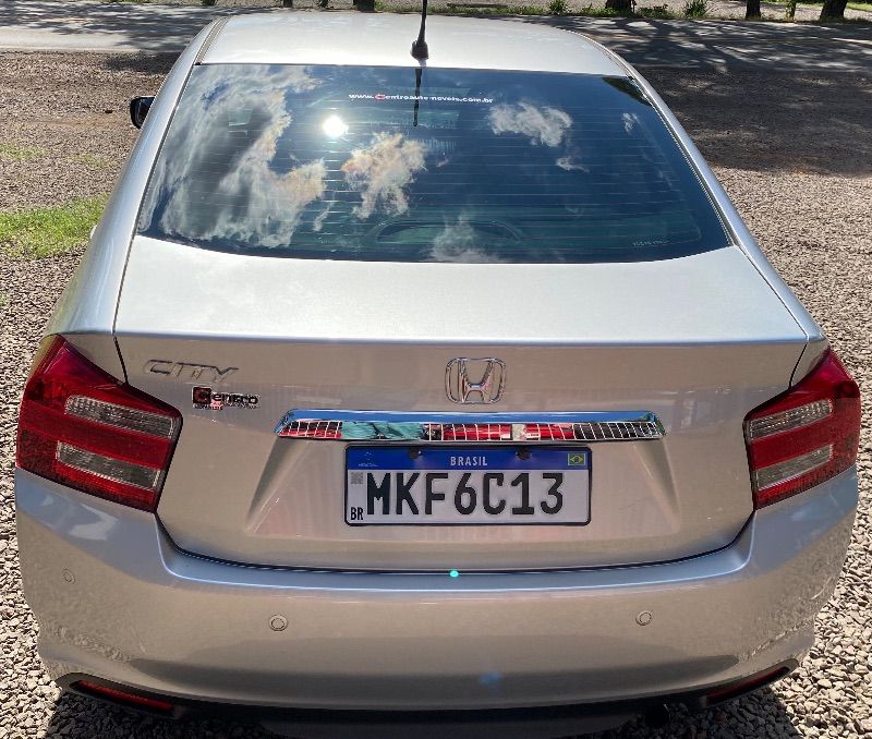 Honda CITY LX 2013 CENTRO AUTOMÓVEIS TEUTÔNIA / Carros no Vale