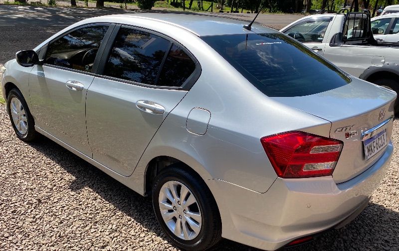 Honda CITY LX 2013 CENTRO AUTOMÓVEIS TEUTÔNIA / Carros no Vale