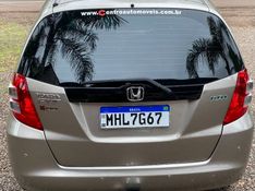 Honda FIT LX 1.4 2010 CENTRO AUTOMÓVEIS TEUTÔNIA / Carros no Vale