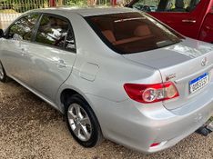 Toyota COROLLA GLi 1.8 2014 CENTRO AUTOMÓVEIS TEUTÔNIA / Carros no Vale