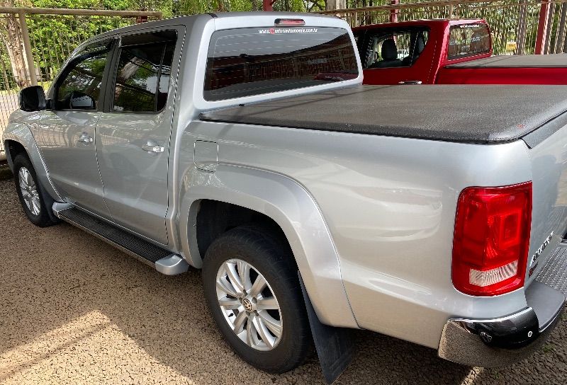 Volkswagen AMAROK HIGHLINE 2.0 TURBO 2012 CENTRO AUTOMÓVEIS TEUTÔNIA / Carros no Vale