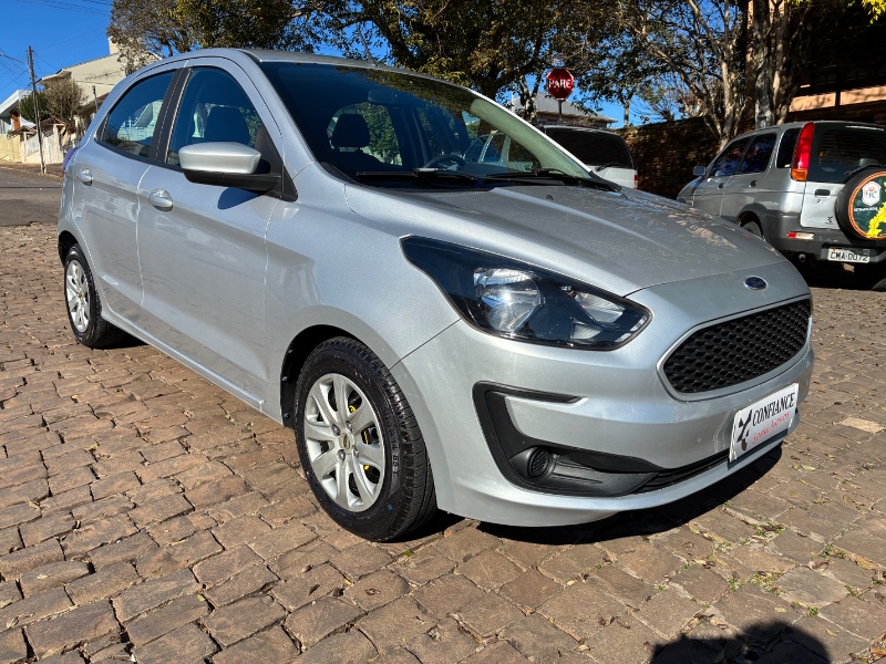 FORD KA 1.0 SE FLEX 5P 2019/2020 COMPLETO VEÍCULOS GUAPORÉ / Carros no Vale