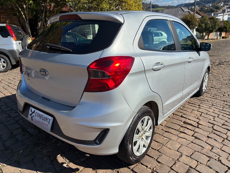 FORD KA 1.0 SE FLEX 5P 2019/2020 COMPLETO VEÍCULOS GUAPORÉ / Carros no Vale