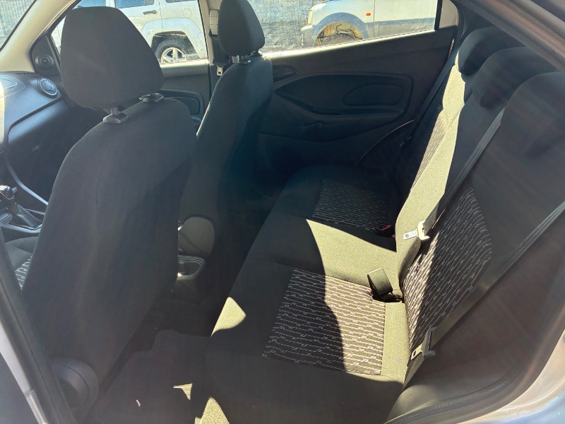 FORD KA 1.0 SE FLEX 5P 2019/2020 COMPLETO VEÍCULOS GUAPORÉ / Carros no Vale