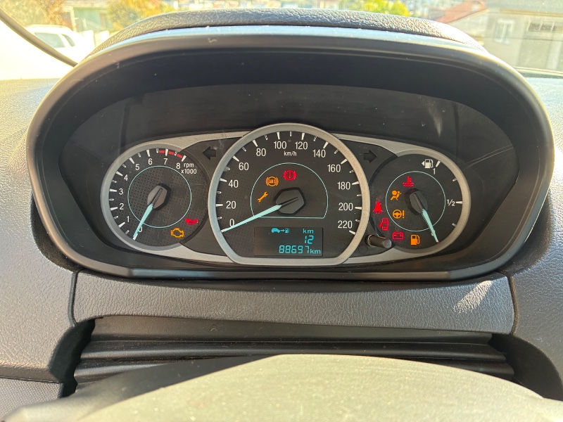 FORD KA 1.0 SE FLEX 5P 2019/2020 COMPLETO VEÍCULOS GUAPORÉ / Carros no Vale