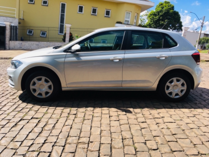 VOLKSWAGEN POLO 1.0 FLEX 12V 5P 2019/2020 COMPLETO VEÍCULOS GUAPORÉ / Carros no Vale