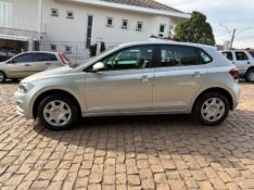 VOLKSWAGEN POLO 1.0 FLEX 12V 5P 2019/2020 COMPLETO VEÍCULOS GUAPORÉ / Carros no Vale