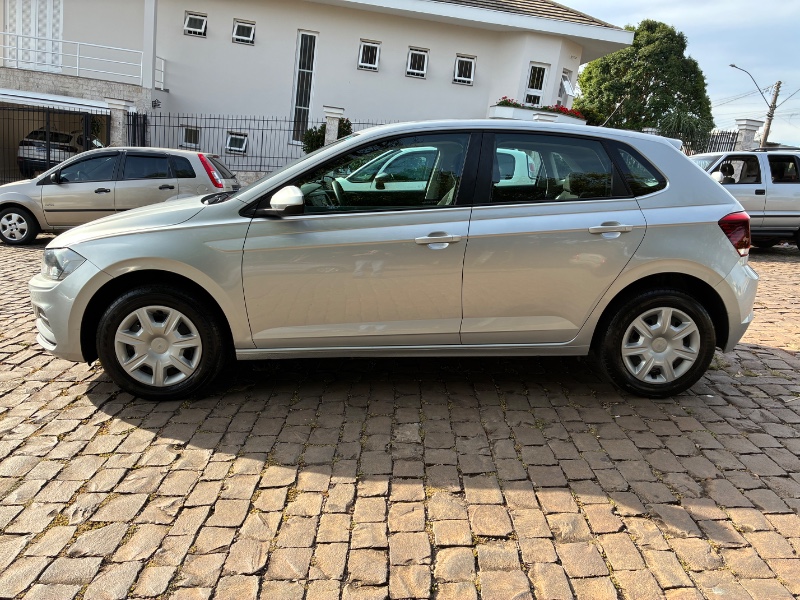 VOLKSWAGEN POLO 1.0 FLEX 12V 5P 2019/2020 COMPLETO VEÍCULOS GUAPORÉ / Carros no Vale