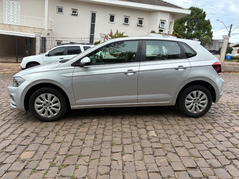 VOLKSWAGEN POLO 1.0 FLEX 12V 5P 2019/2020 COMPLETO VEÍCULOS GUAPORÉ / Carros no Vale