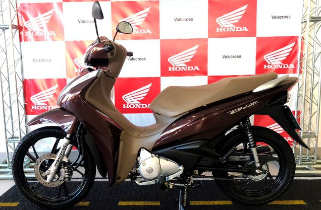 HONDA BIZ 125 MARROM 2021/2021 VALECROSS HONDA DREAM LAJEADO / Carros no Vale