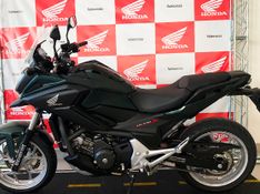 HONDA NC 750X VERDE 2021/2021 VALECROSS HONDA DREAM LAJEADO / Carros no Vale