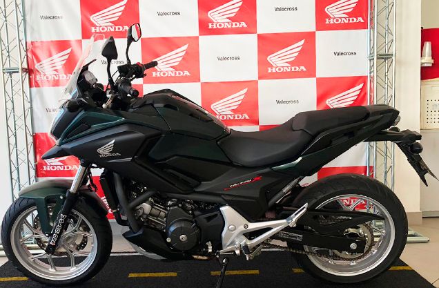 HONDA NC 750X VERDE 2021/2021 VALECROSS HONDA DREAM LAJEADO / Carros no Vale