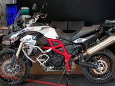 Bmw F 800 GS BRANCA 2017/2017 VALECROSS HONDA DREAM LAJEADO / Carros no Vale