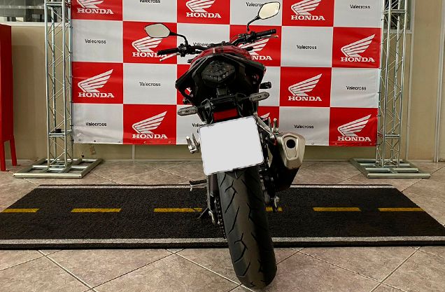 Honda CB 500F VERMELHA 2021/2021 VALECROSS HONDA DREAM LAJEADO / Carros no Vale