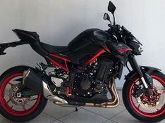 Kawasaki Z 900 PRETA 2021/2021 VALECROSS HONDA DREAM LAJEADO / Carros no Vale