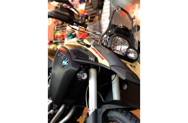 Bmw F 800 GS Adventure BEGE 2014/2015 VALECROSS HONDA DREAM LAJEADO / Carros no Vale