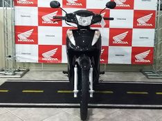 Honda BIZ 125 PRETA 2015/2016 VALECROSS HONDA DREAM LAJEADO / Carros no Vale