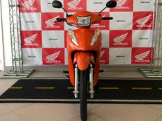 HONDA BIZ 125 LARANJA 2017/2018 VALECROSS HONDA DREAM LAJEADO / Carros no Vale