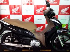 Honda BIZ 125 PRETA 2017/2018 VALECROSS HONDA DREAM LAJEADO / Carros no Vale