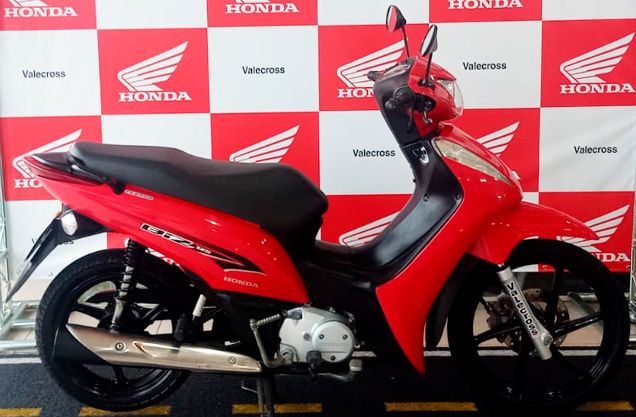 Honda BIZ 125 EX VERMELHA 2015/2015 VALECROSS HONDA DREAM LAJEADO / Carros no Vale