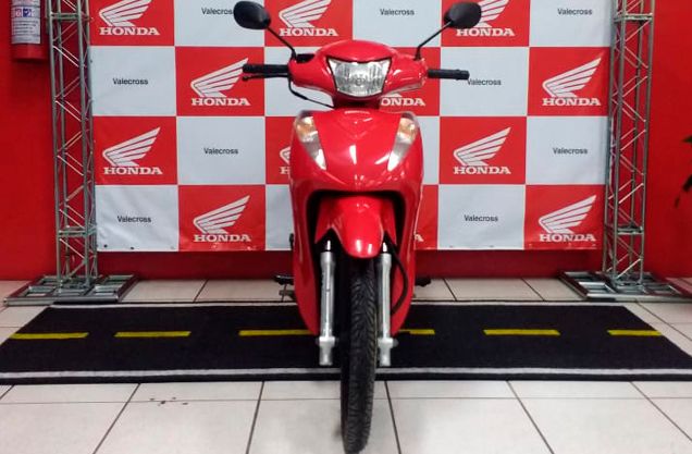 Honda BIZ 125 EX VERMELHA 2015/2015 VALECROSS HONDA DREAM LAJEADO / Carros no Vale