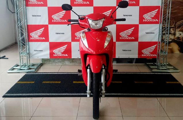 Honda BIZ 125 EX VERMELHA 2015/2015 VALECROSS HONDA DREAM LAJEADO / Carros no Vale