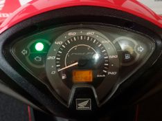 Honda BIZ 125 EX VERMELHA 2015/2015 VALECROSS HONDA DREAM LAJEADO / Carros no Vale