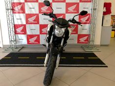 Honda CB 250F BRANCA 2018/2019 VALECROSS HONDA DREAM LAJEADO / Carros no Vale