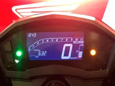 Honda CB 250F ABS VERMELHA 2021/2021 VALECROSS HONDA DREAM LAJEADO / Carros no Vale