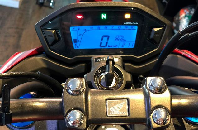 Honda CB 500F VERMELHA 2019/2019 VALECROSS HONDA DREAM LAJEADO / Carros no Vale
