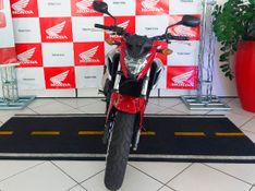 HONDA CB 500F VERMELHA 2019/2019 VALECROSS HONDA DREAM LAJEADO / Carros no Vale