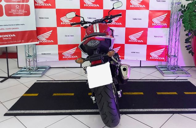 HONDA CB 500F VERMELHA 2019/2019 VALECROSS HONDA DREAM LAJEADO / Carros no Vale