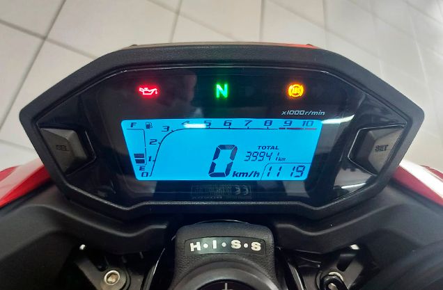 HONDA CB 500F VERMELHA 2019/2019 VALECROSS HONDA DREAM LAJEADO / Carros no Vale