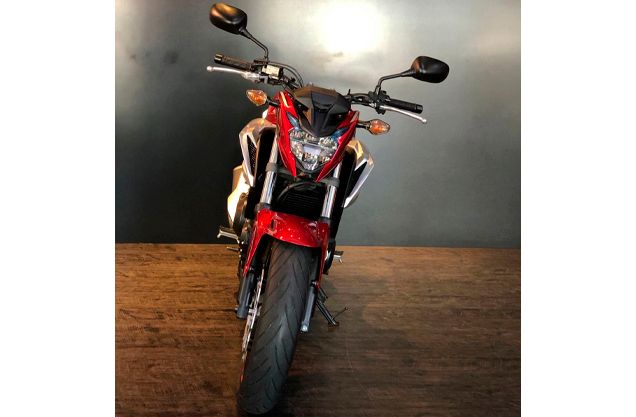 Honda CB 500F VERMELHA 2019/2019 VALECROSS HONDA DREAM LAJEADO / Carros no Vale