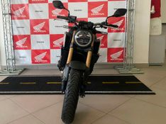 HONDA CB 650R AZUL 2020/2021 VALECROSS HONDA DREAM LAJEADO / Carros no Vale