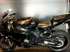 HONDA CBR 1000RR PRETA 2007/2007 VALECROSS HONDA DREAM LAJEADO / Carros no Vale