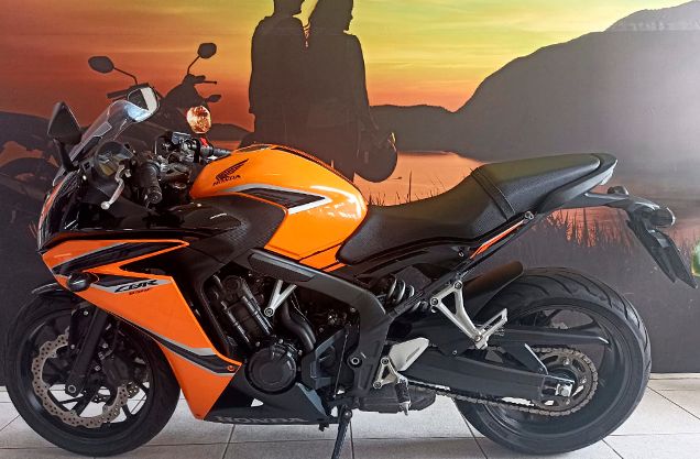 Honda CBR 650F LARANJA 2018/2019 VALECROSS HONDA DREAM LAJEADO / Carros no Vale