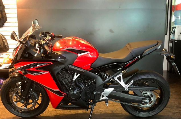 Honda CBR 650F VERMELHA 2019/2019 VALECROSS HONDA DREAM LAJEADO / Carros no Vale