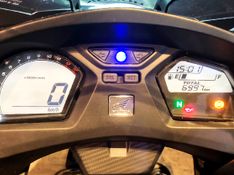 Honda CBR 650F VERMELHA 2019/2019 VALECROSS HONDA DREAM LAJEADO / Carros no Vale