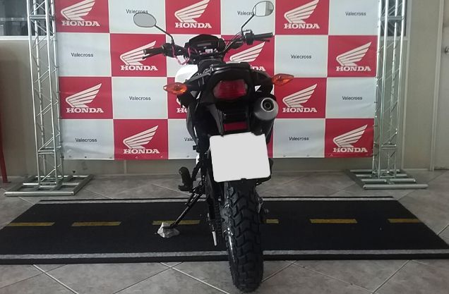 HONDA NXR 160 BROS BRANCA 2017/2017 VALECROSS HONDA DREAM LAJEADO / Carros no Vale