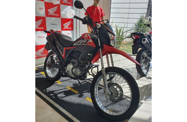 Honda NXR 160 BROS ESDD VERMELHA 2019/2020 VALECROSS HONDA DREAM LAJEADO / Carros no Vale